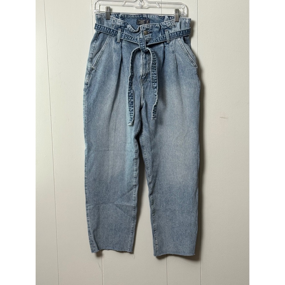 Abercrombie & Fitch Paperbag Mom Jeans Light Wash High Rise Belted Size 30/10